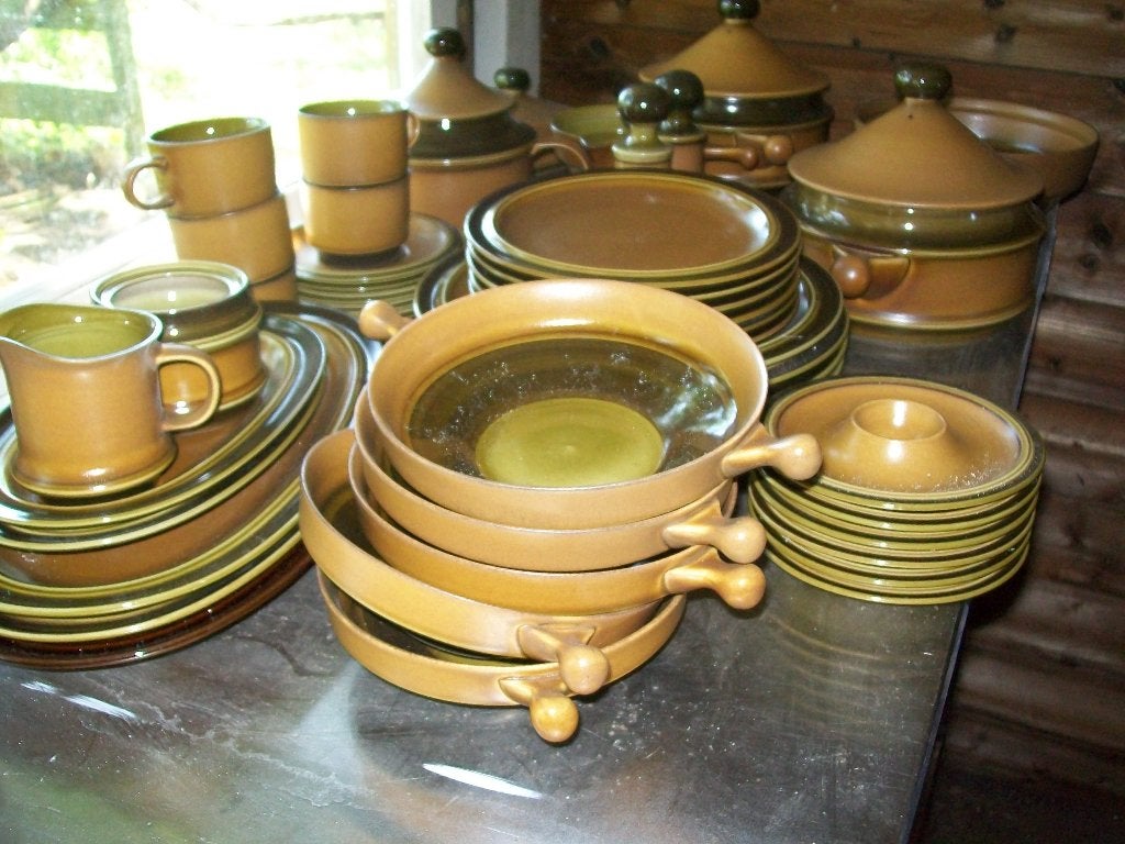 compleet GOEBEL servies  uit de jaren 70, Ophalen