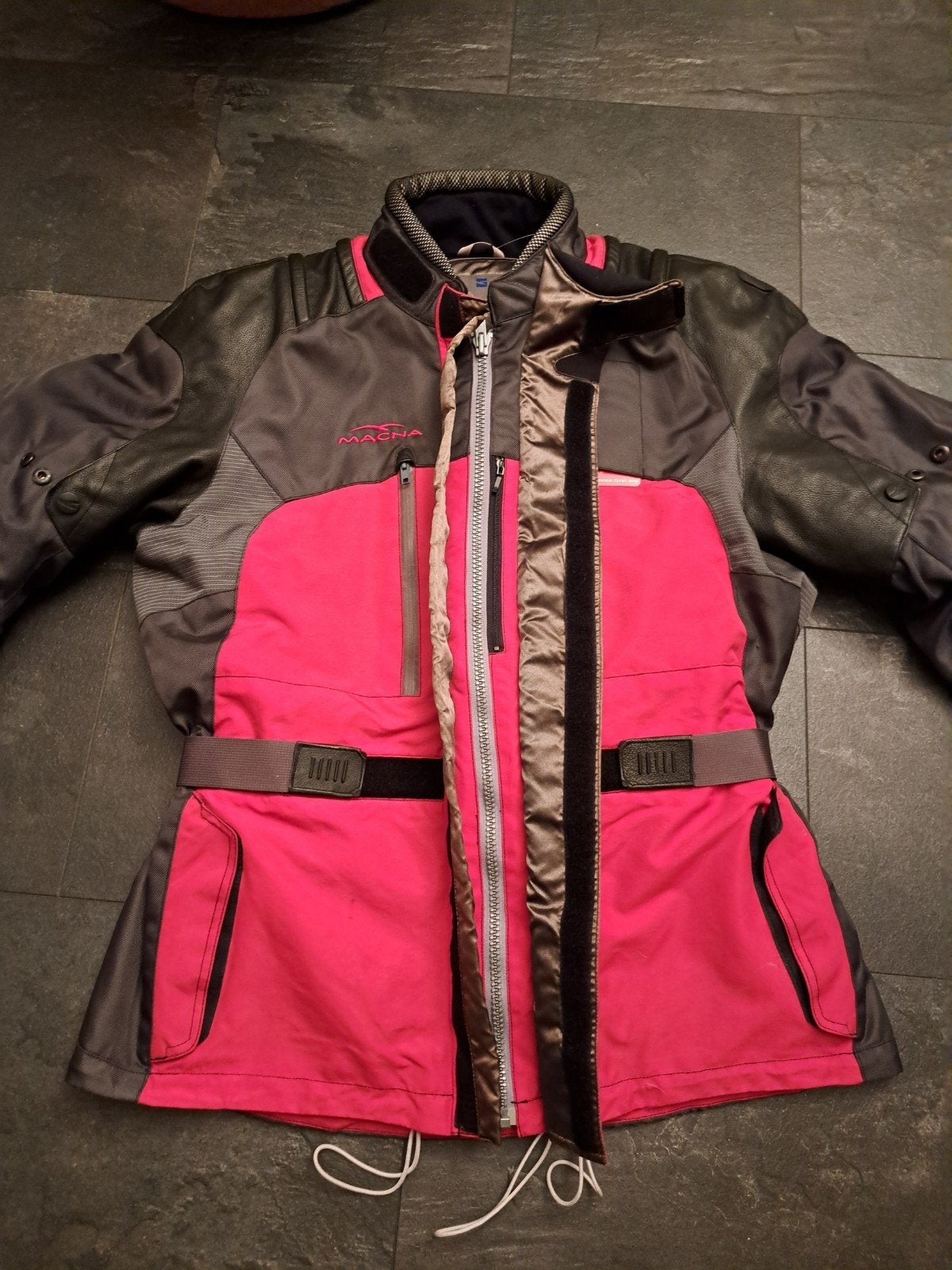 Macna Outbound motorjas dames - rood/zwart, maat XL, Jas | textiel, Ophalen of Verzenden, Dames, Tweedehands