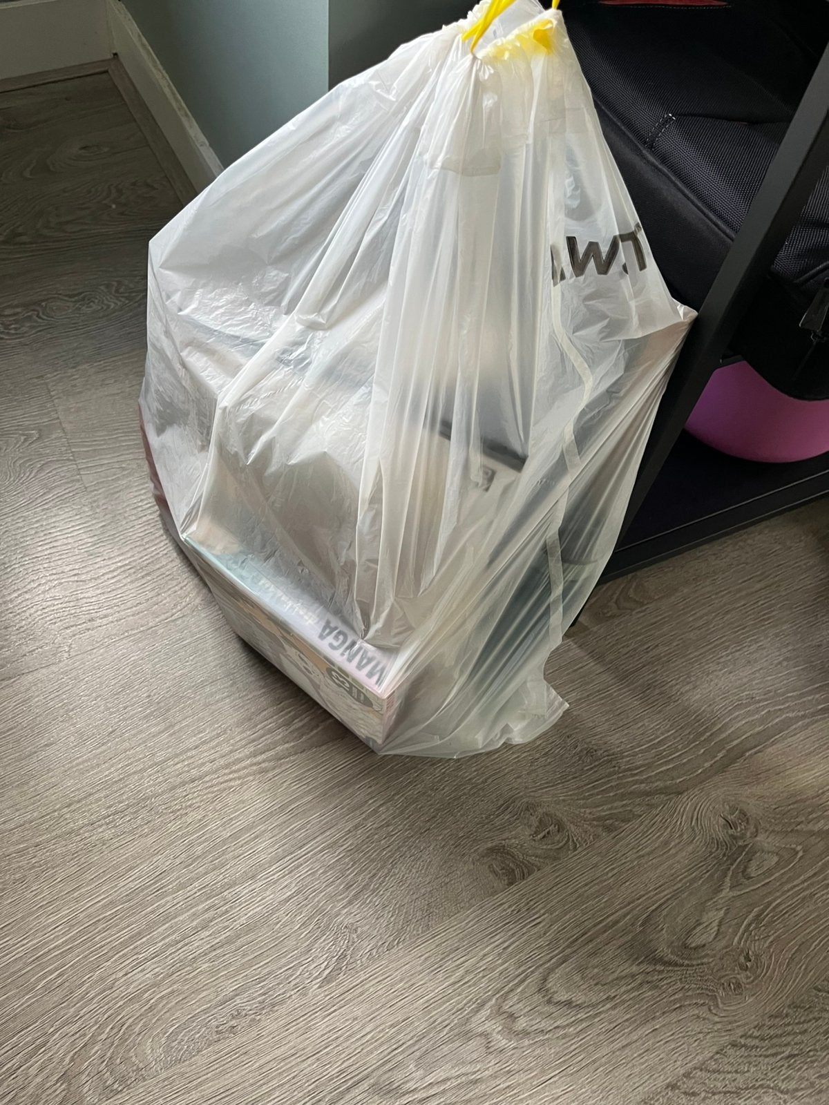 Tas met gratis spullen, moet super snel weg, Ophalen, Gebruikt