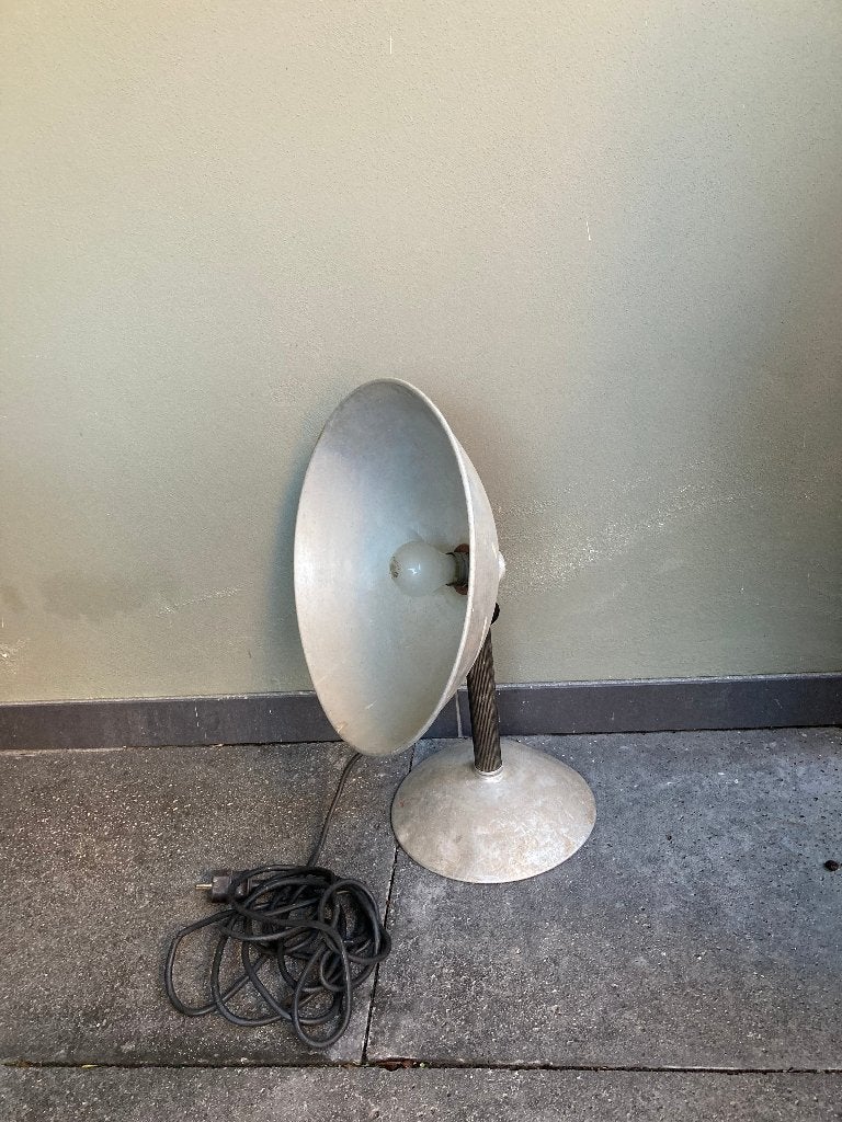 Schemer / bouwlamp, Ophalen, Gebruikt, Vintage. Het is van oudsher een bouwlamp