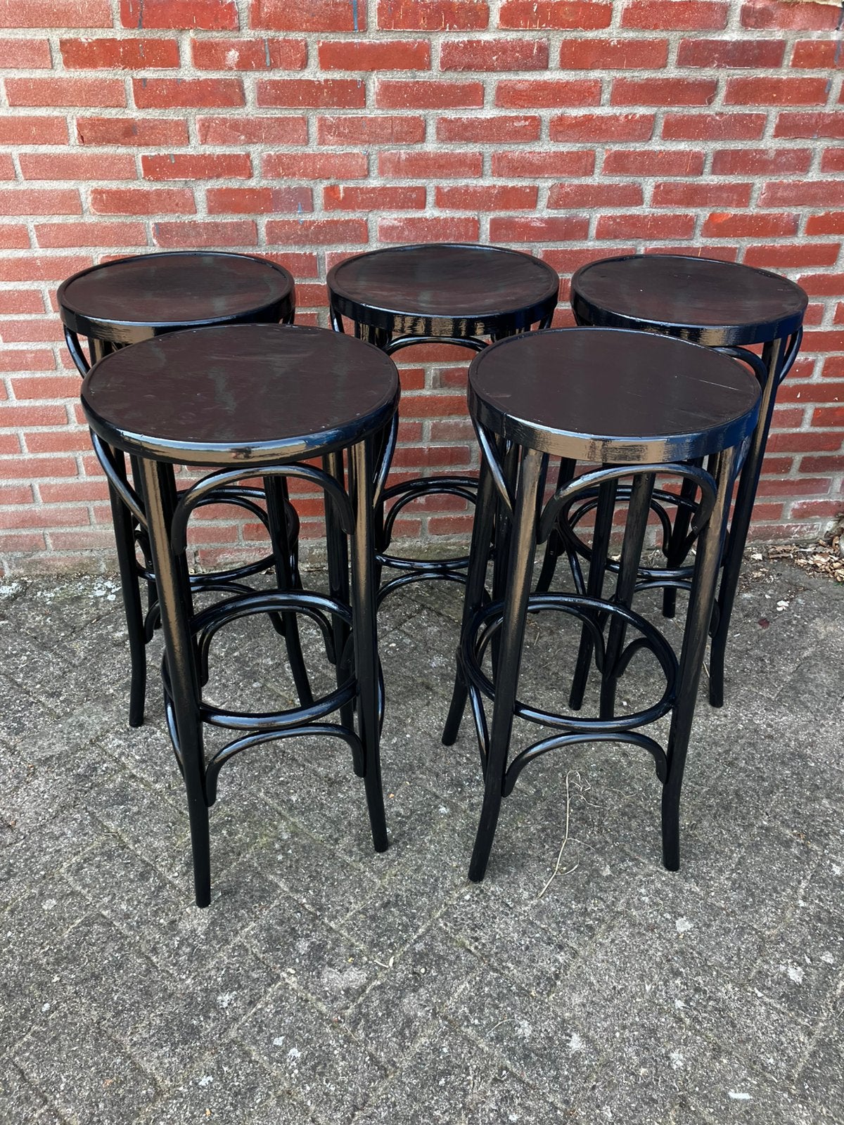 5 zwarte thonet style barkrukken., Huis en Inrichting, Barkrukken, Ophalen, Gebruikt, 60 tot 90 cm