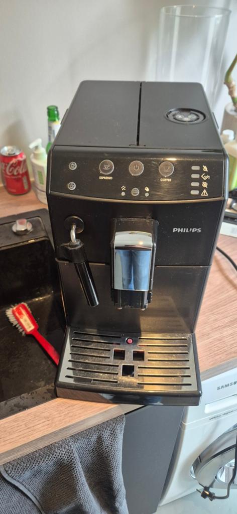 Philips koffiemachine HD8824, Gebruikt, Koffiemachine, 2 tot 4 kopjes, Afneembaar waterreservoir
