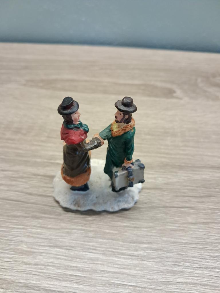2 reizigers voor in een kerstdorp, Diversen, Ophalen