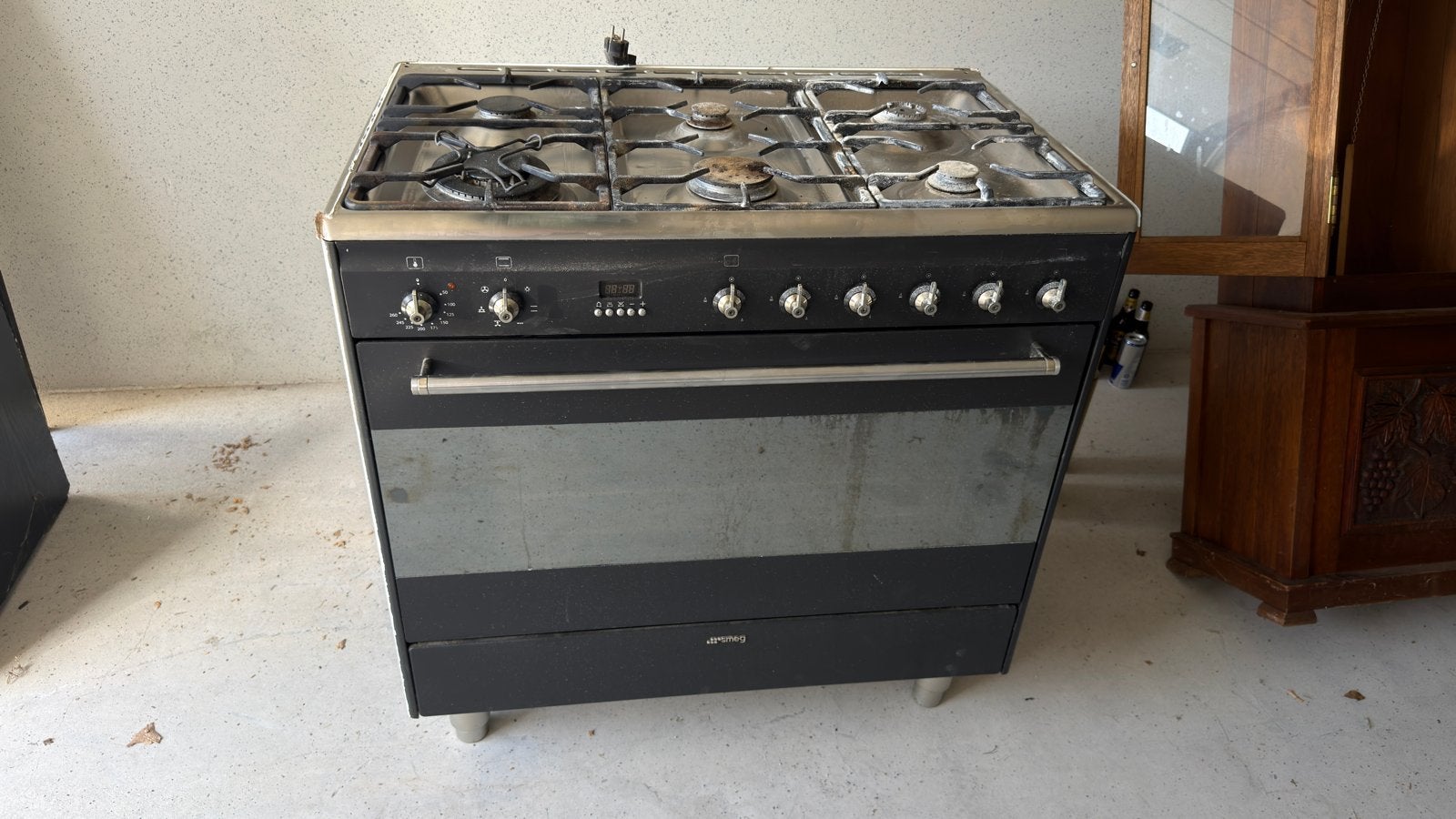Smeg 6-pits gasfornuis met oven - Opknapper, Ophalen, 60 cm of meer, Smeg, Gas