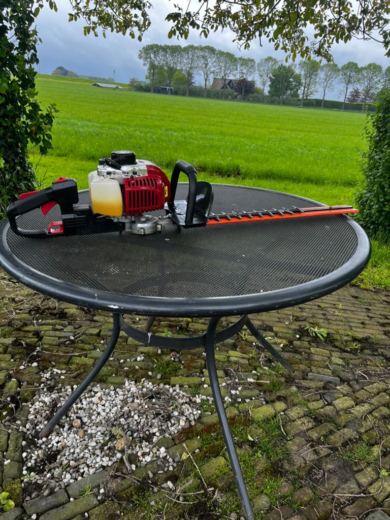 Kibani heggenschaar 2takt, Ophalen, Zo goed als nieuw, Benzine