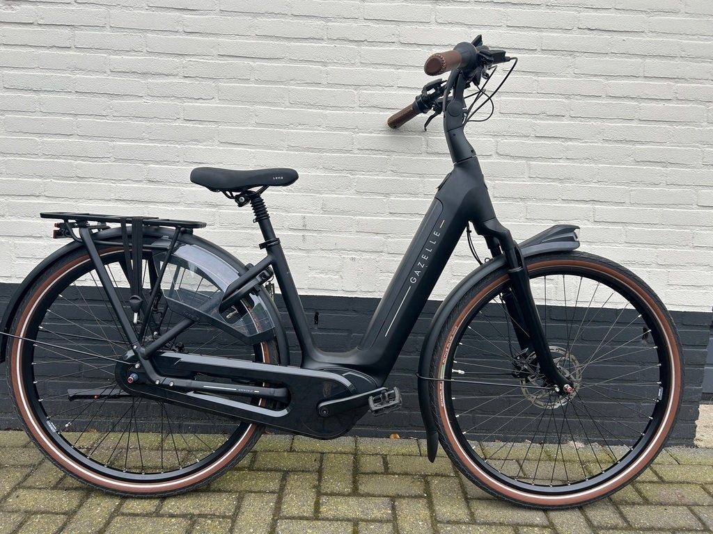 Gazelle Grenoble C8+ DEMO 99 km. 8 versn. met Hydr schijfrem, Fietsen en Brommers, Ophalen, Zo goed als nieuw, X, Gazelle