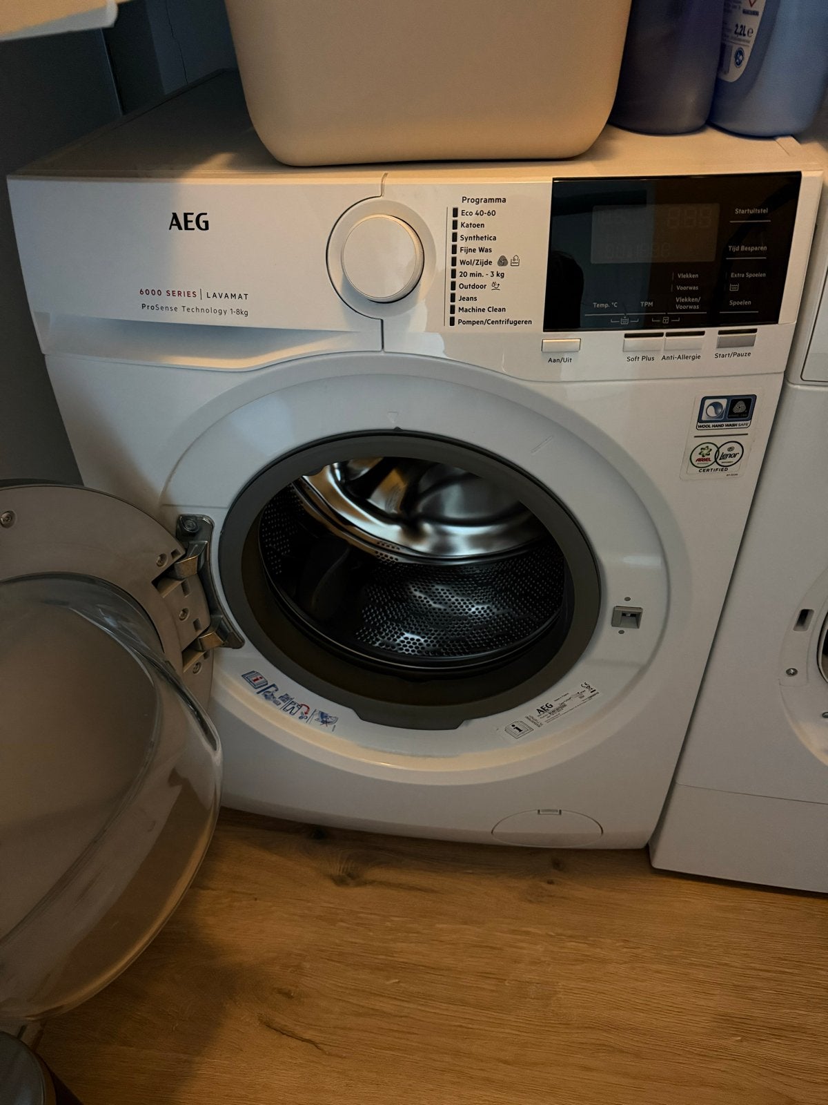 AEG 6000 SERIES LAVAMAT 8kg Wasmachine dn, Ophalen, 1200 tot 1600 toeren, 8 tot 10 kg, Zo goed als nieuw