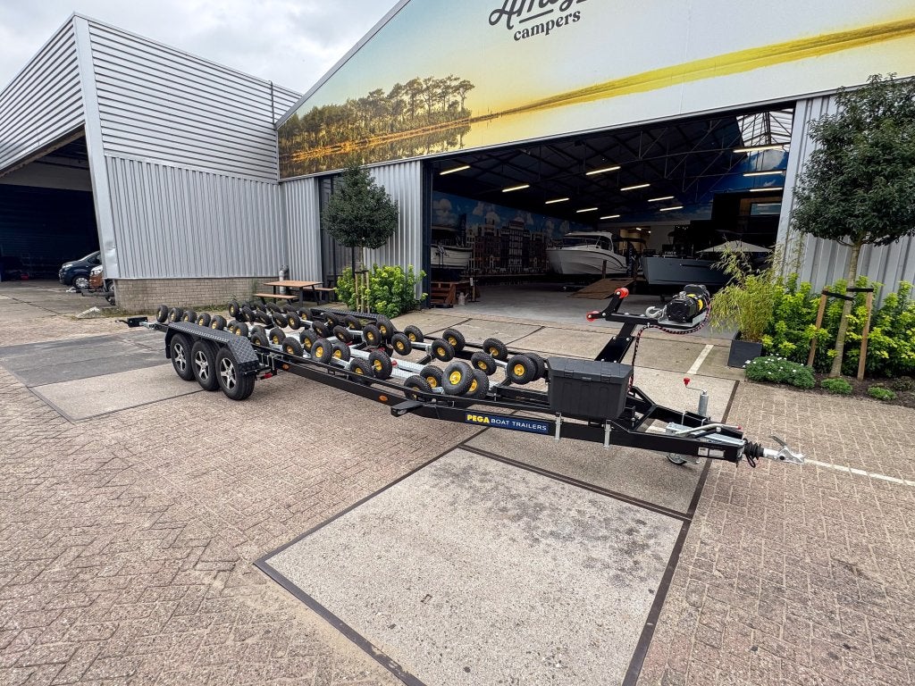 Pega R3500 850 Tridemasser trailer | Proffesioneel, Watersport en Boten, Pega, Gebruikt, Overige typen