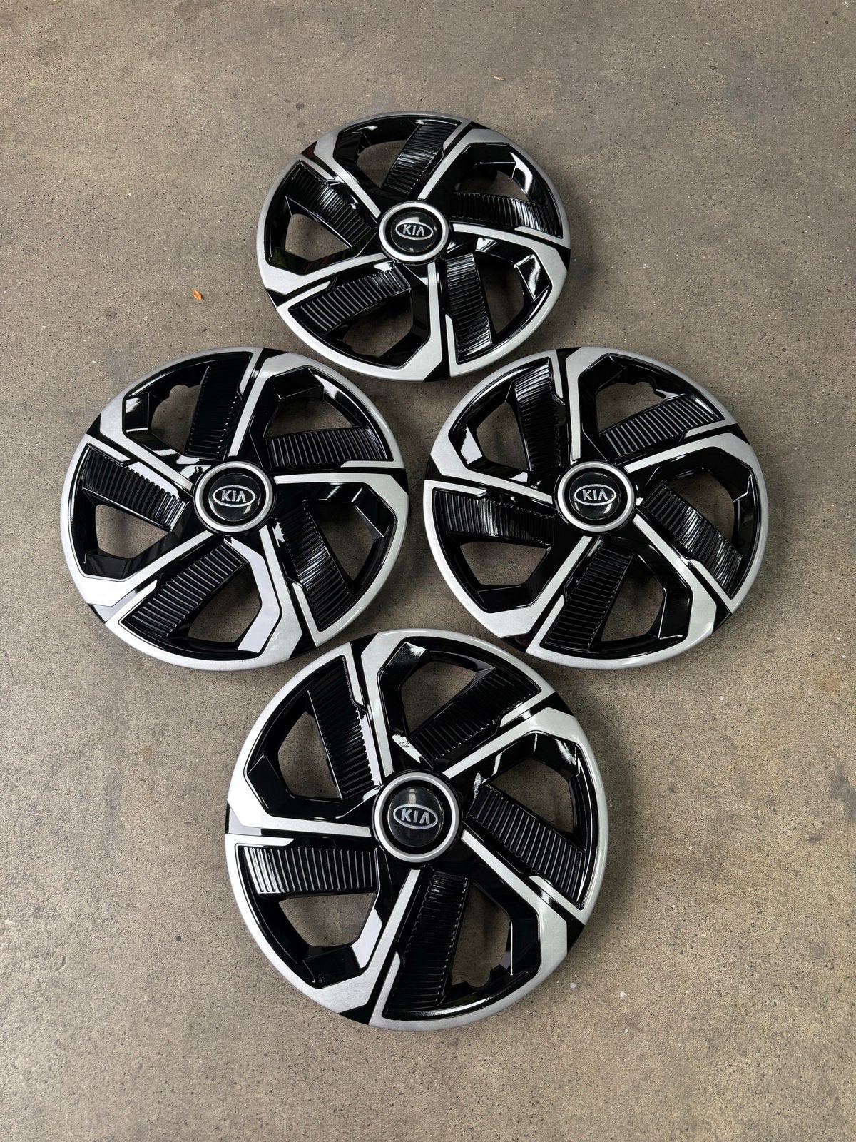 Set van 4 Kia wieldoppen 14 inch - Onbeschadigd, Auto diversen, Ophalen of Verzenden, Zo goed als nieuw