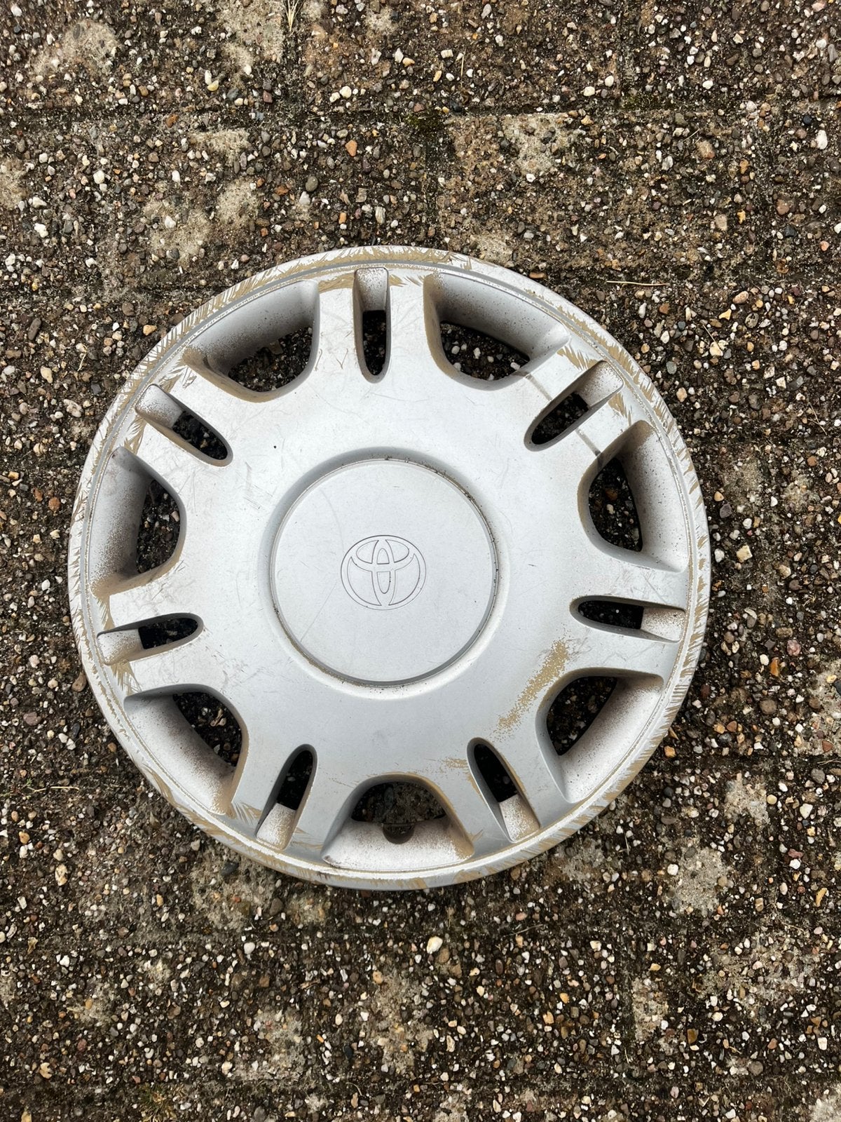 1x Toyota 14 inch wieldop, Ophalen of Verzenden, Gebruikt