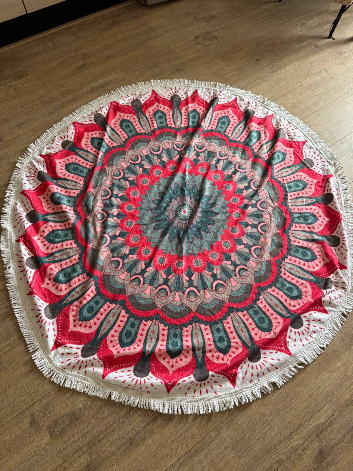 Badhanddoek rond nieuw roze, Ophalen, Zo goed als nieuw, Roze