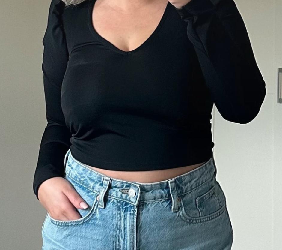 Pull & Bear zwarte cropped top met pofmouwen en stretch, Ophalen of Verzenden, Zo goed als nieuw, Maat 36 (S), Zwart