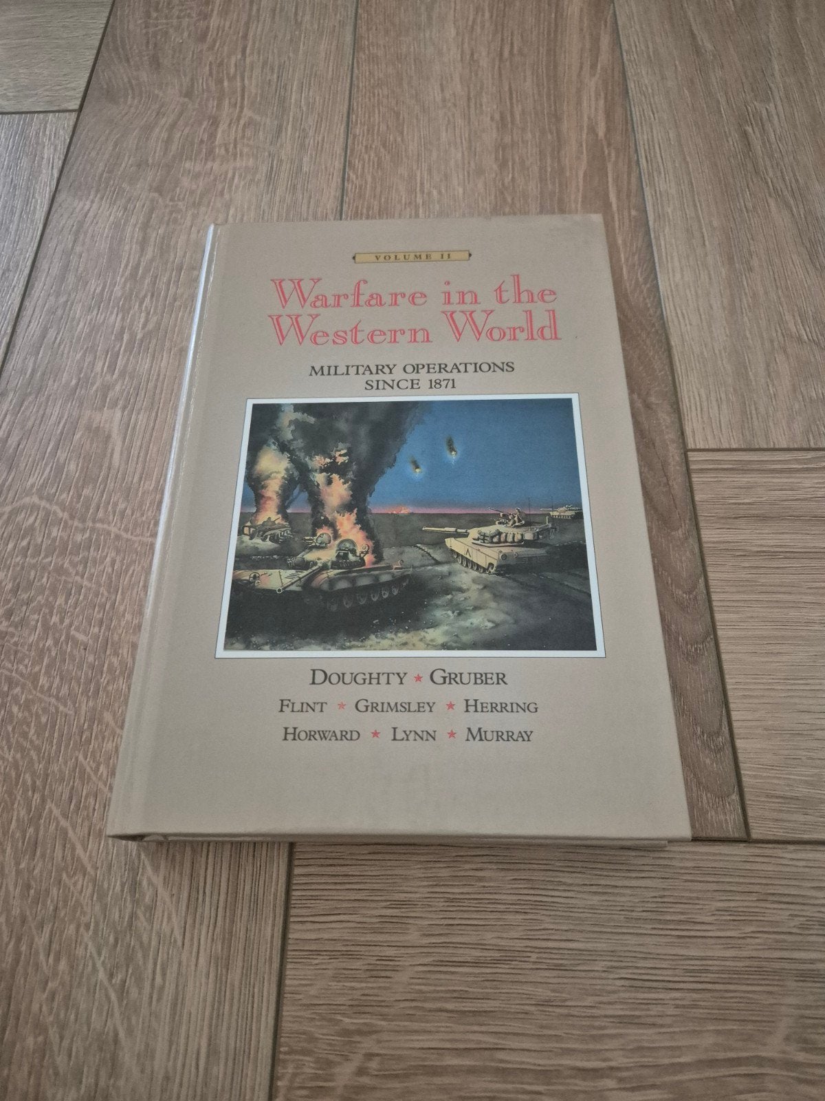 Warfare in the Western World: Military Operations Since 1871, Ophalen of Verzenden, Zo goed als nieuw, Algemeen, 1945 tot heden