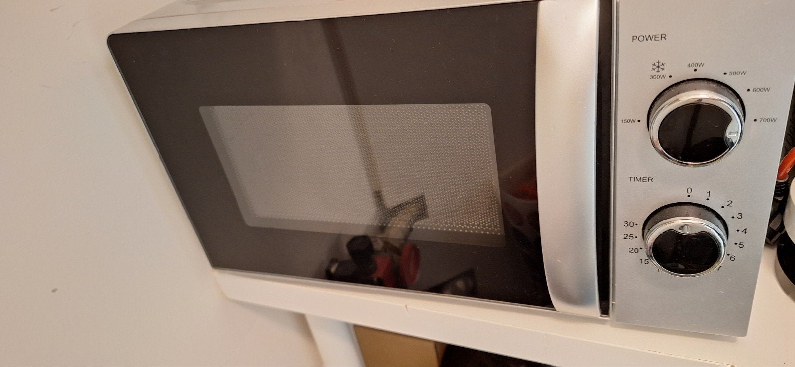 Compacte magnetron - ideaal voor kleine keukens, Ophalen, Gebruikt, Minder dan 45 cm, Magnetron