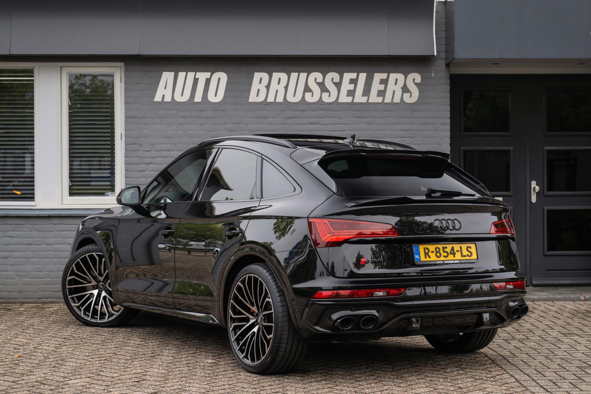 Audi Q5 SQ5 Sportback 3.0 TDI SQ5 quattro RS seats Pano Matr, Auto's, Automaat, Stof, Gebruikt, Zwart