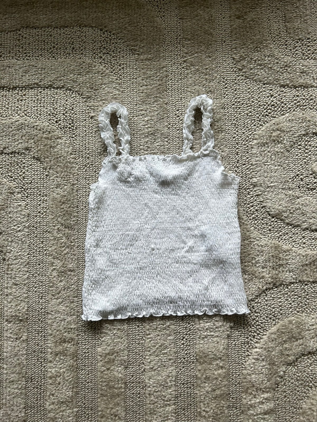 New yorker Witte shirred crop top met spaghettibandjes, Wit, Ophalen of Verzenden, Zo goed als nieuw, Zonder mouw