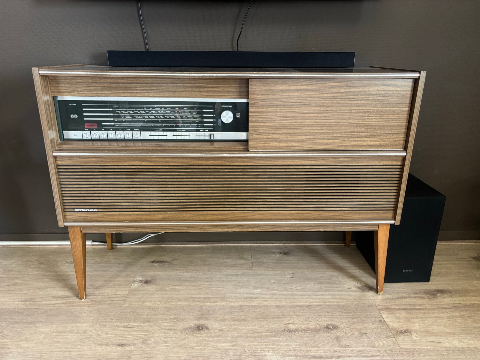 Vintage Radio en Platenspeler Meubel - Werkt Perfect, Ophalen