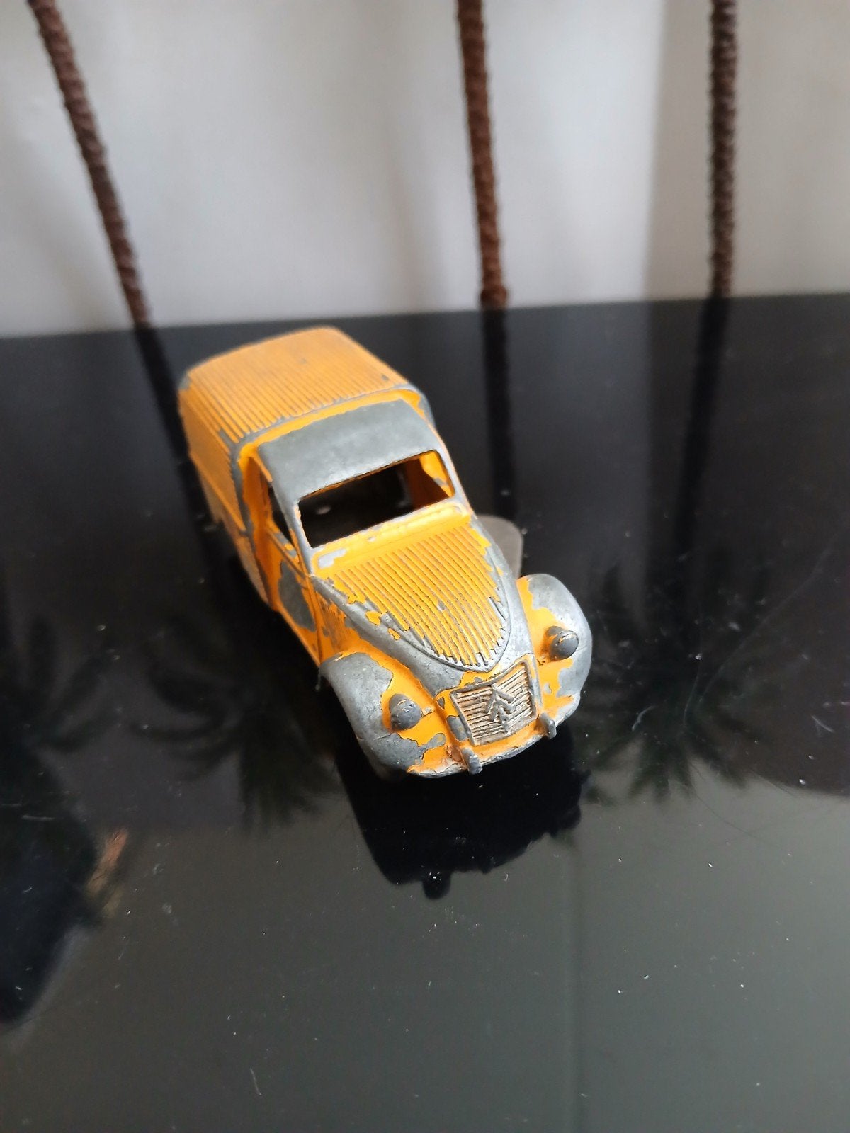 Citroën 2CV wegenwacht. Dinky toys France  25D, opknapper, Hobby en Vrije tijd, Ophalen of Verzenden, Gebruikt, Auto, Dinky Toys