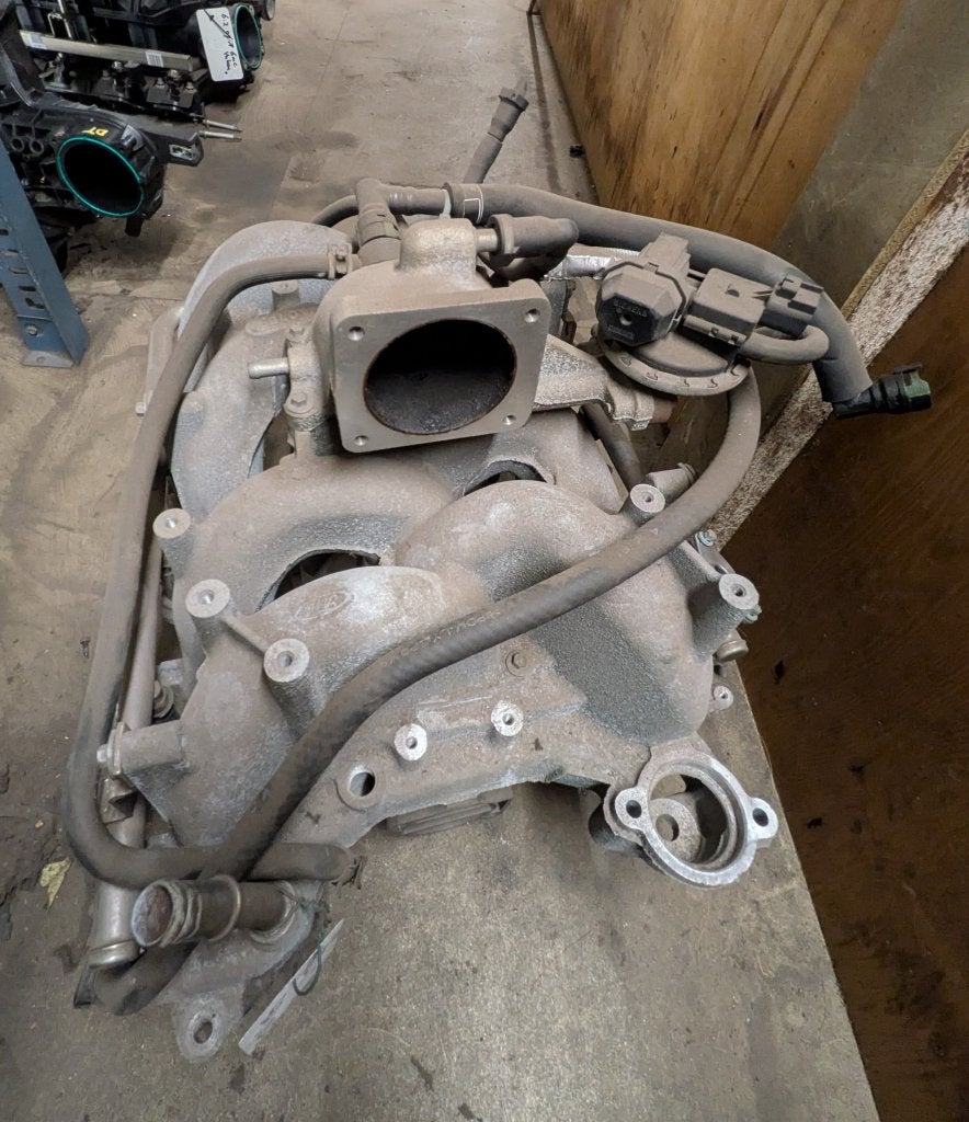 Ford F150 4.6L inlaatspruitstuk 2003-2006, Auto-onderdelen, Gebruikt, Ford motor company, Ford USA, P.O. Box 6248, Dearborn, MI 48126
