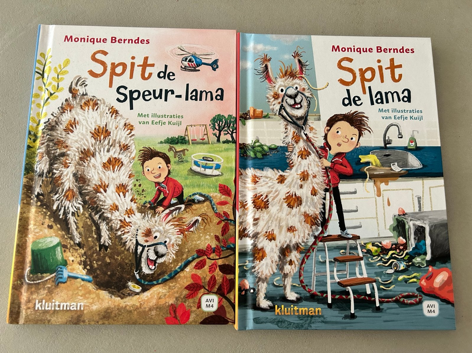 Spit de Speur-lama & Spit de lama - Monique Berndes, Ophalen, Zo goed als nieuw, Fictie algemeen