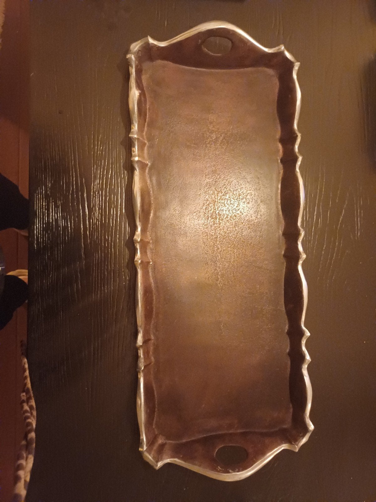 Antieke metalen dienblad met handvatten, Ophalen