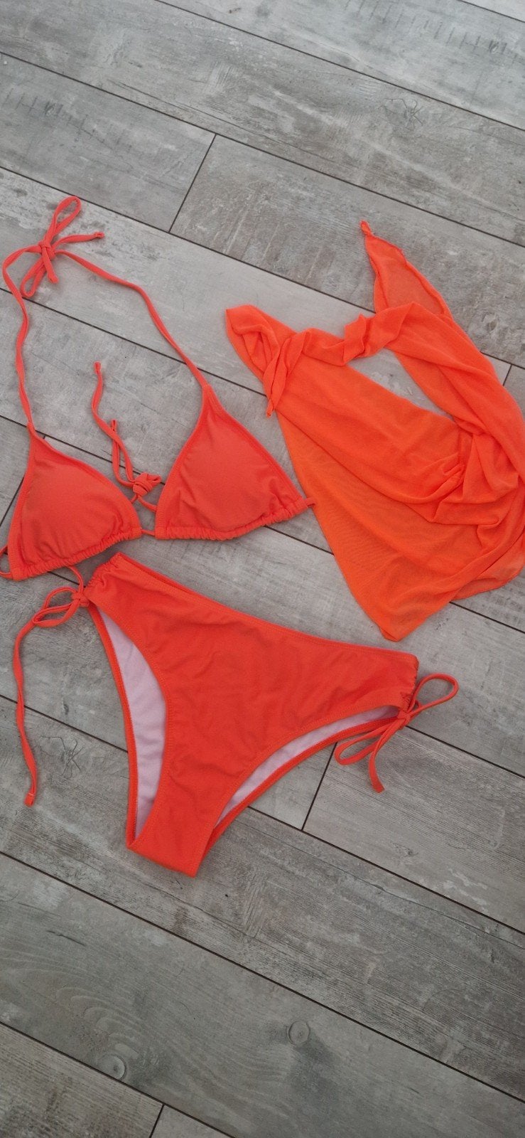 Oranje bikini met bijpassende doek - Maat M - Nieuw, Kleding | Dames, Badmode en Zwemkleding, Ophalen of Verzenden, Nieuw, Oranje