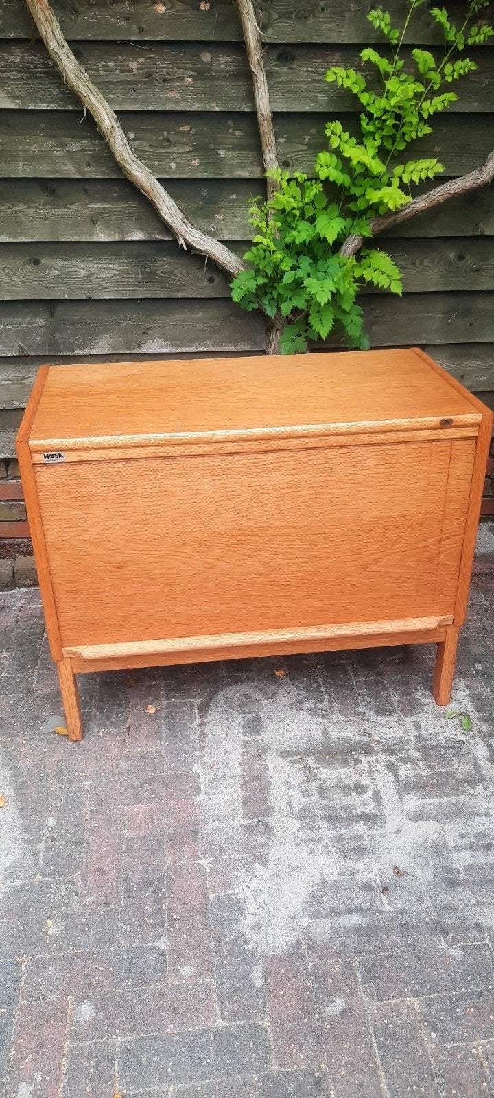 wandkastje met roldeur, Ophalen, Met plank(en), Gebruikt, 50 tot 100 cm