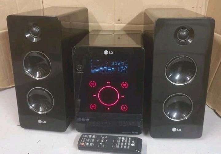 LG stereo set fa-162 + afstandsbediening, Audio, Tv en Foto, Stereo-sets, Ophalen of Verzenden