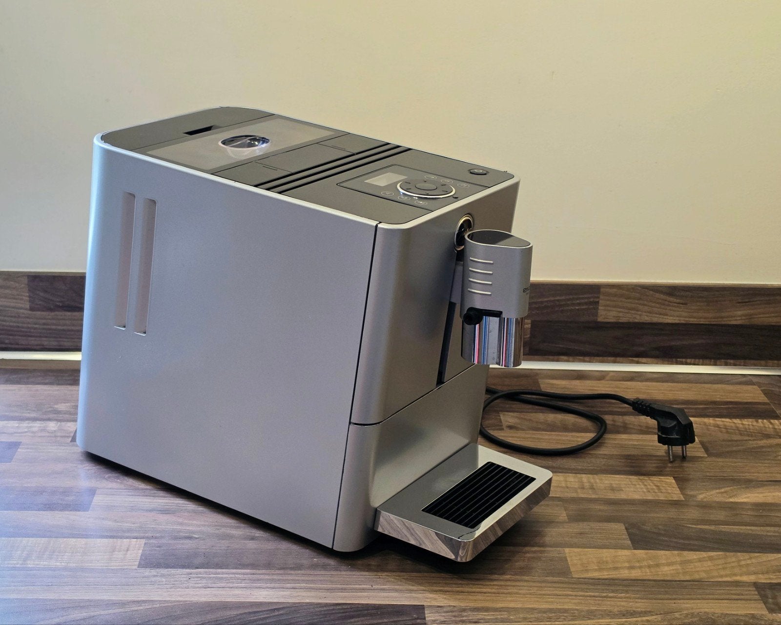 Jura Ena Micro 9 - Volautomatische Koffiemachine, Witgoed en Apparatuur, Koffiezetapparaten, Ophalen, Afneembaar waterreservoir