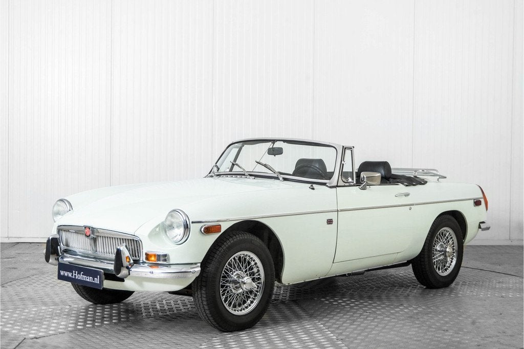 MG B 1.8 Roadster overdrive (bj 1975), Auto's, MG, B, Achterwielaandrijving, Gebruikt, 4 cilinders