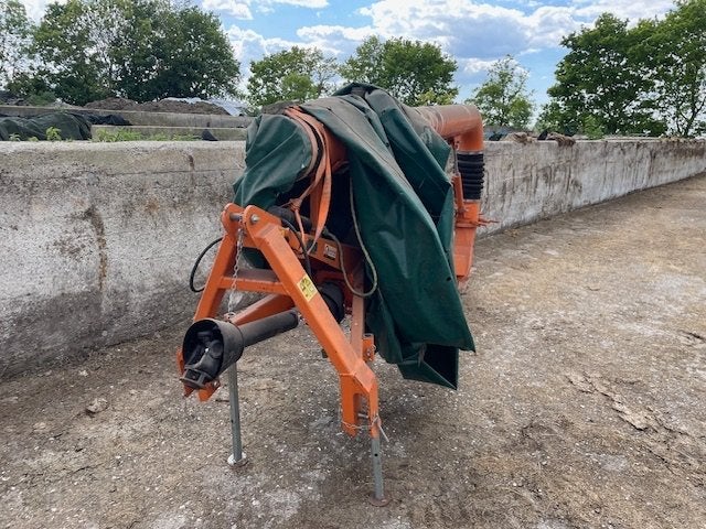 Waterpomp te huur met 100 meter gaatjes slang, Ophalen of Verzenden, Akkerbouw, Beregening en Drainage