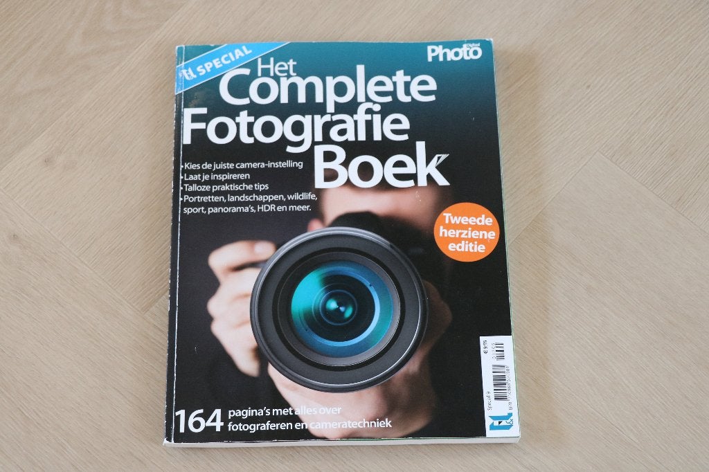 Het Complete Fotografie Boek - Tweede herziene editie, Boeken, Fotografie algemeen, Ophalen of Verzenden, Onbekend, Gelezen