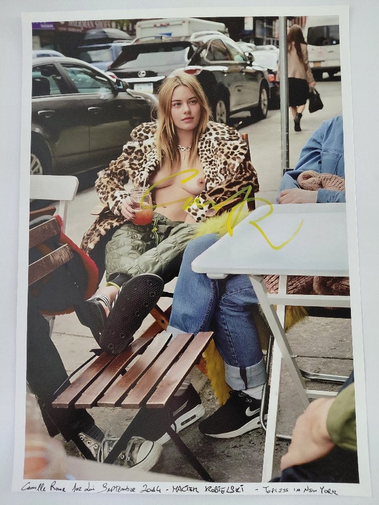 Officiële foto Camille Rowe voor Lui Magazine, Antiek en Kunst, Kunst | Tekeningen en Foto's, Ophalen of Verzenden, Foto, Fotografie