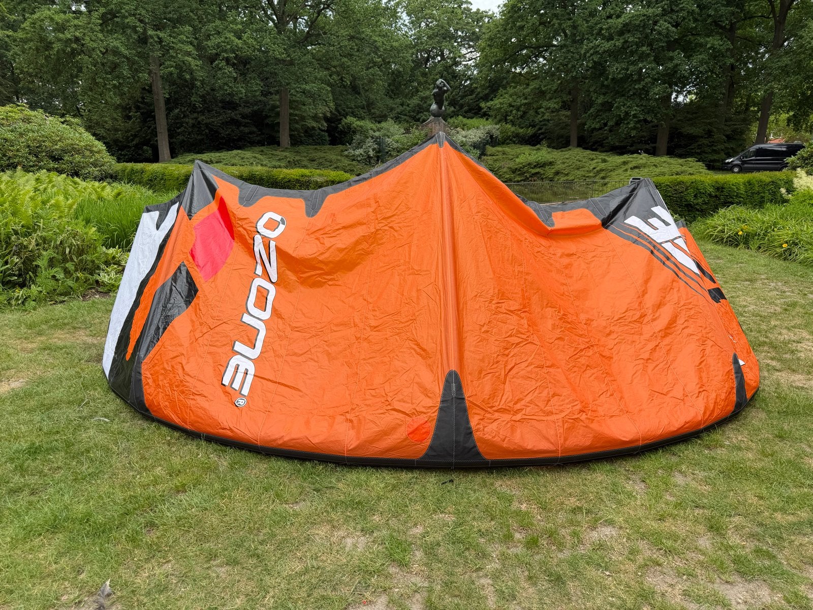 Ozone Edge V10 13m², Watersport en Boten, Kitesurfen, Zo goed als nieuw, Kite, 11 m², Geen board, Ophalen of Verzenden