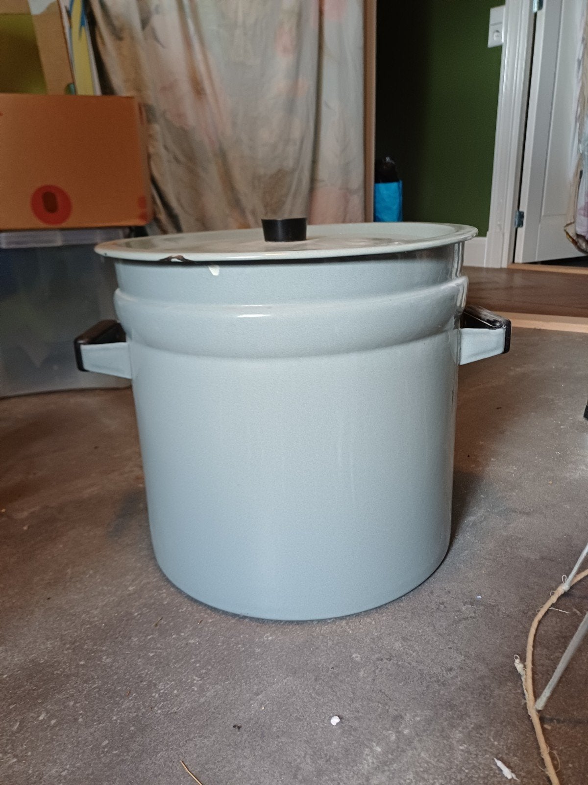 Grote emaille pan met deksel - lichtblauw, Ophalen