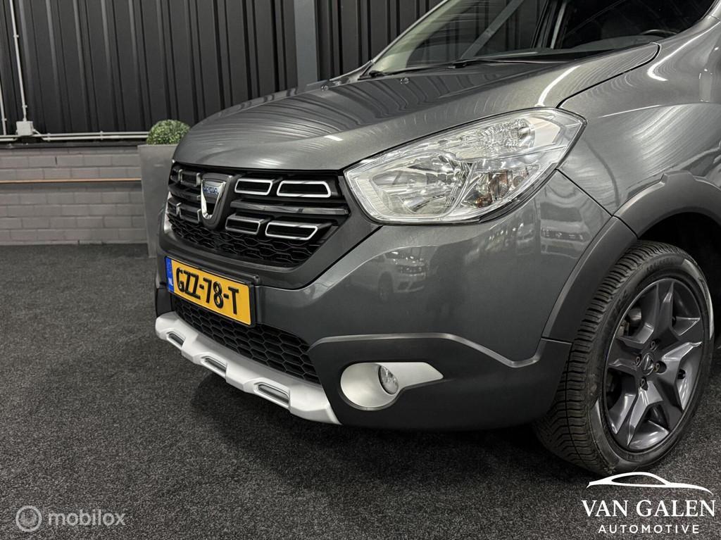 Dacia Dokker combi 1.2 TCe Airco|Cruise|Navi|Trekhaak|APK✅, Auto's, Dacia, Voorwielaandrijving, 12 maanden, Gebruikt, Euro 6