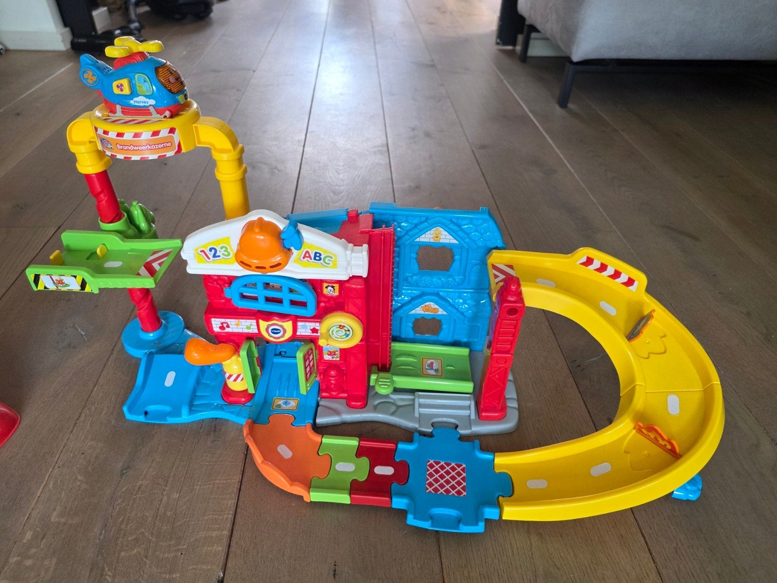 2x VTech Toet Toet Auto's Garage en Brandweerkazerne, Ophalen of Verzenden, Zo goed als nieuw, 6 maanden tot 2 jaar
