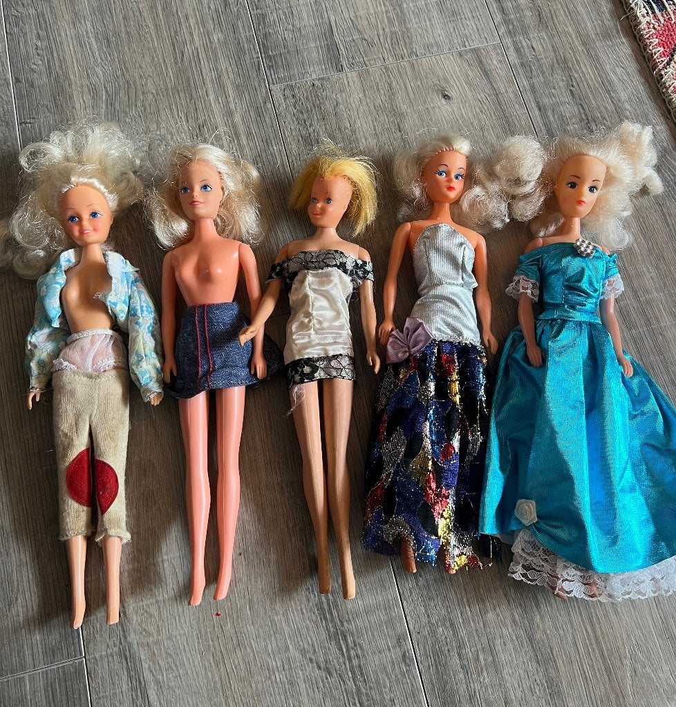 Vintage retro Mattel barbies barbiepoppen poppen met kleding, Ophalen of Verzenden, Gebruikt, Pop