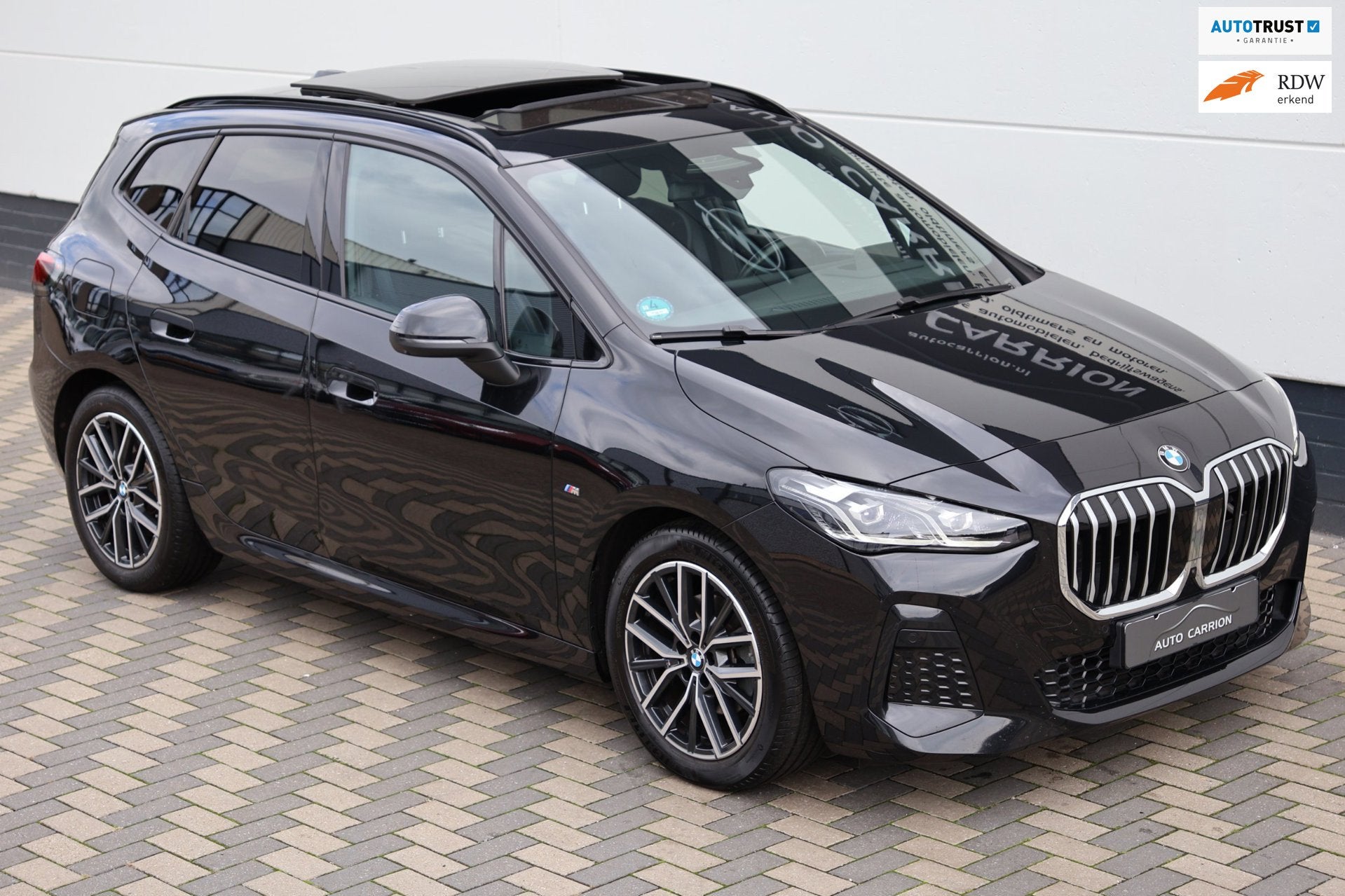 BMW 2-serie Active Tourer 220i M-Sport Pano Carplay Trekhaak, Gebruikt, Zwart, 156 pk, Zwart