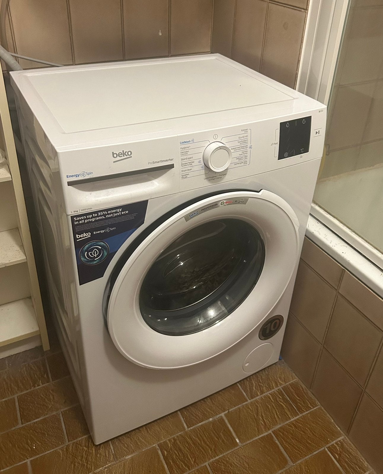 Beko b300 wasmachine 9 kg, Witgoed en Apparatuur, Wasmachines, Ophalen, 1200 tot 1600 toeren, Minder dan 85 cm, 8 tot 10 kg