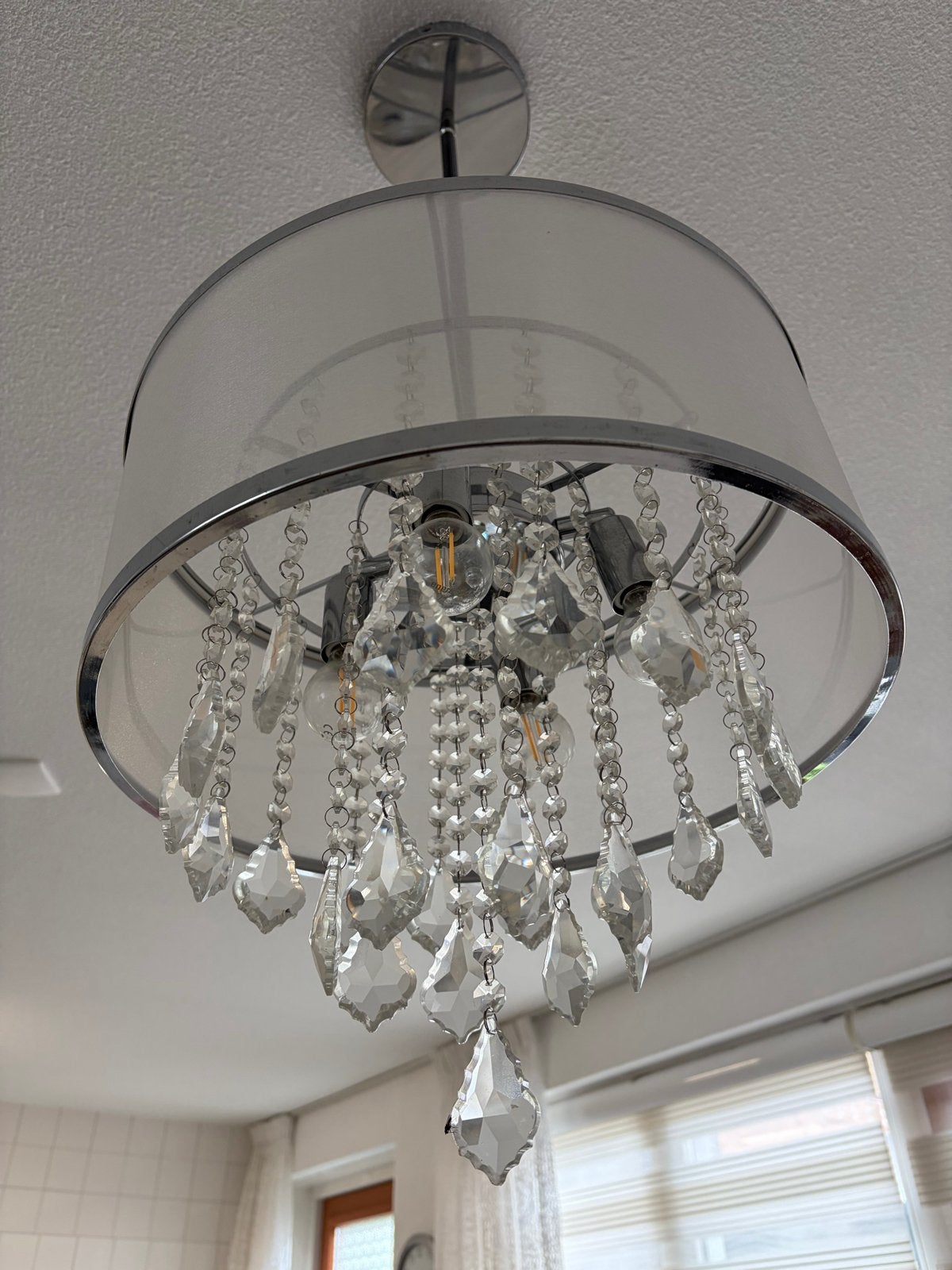 Moderne hanglamp met kristallen en stoffen kap, Ophalen of Verzenden, Zo goed als nieuw, Glas