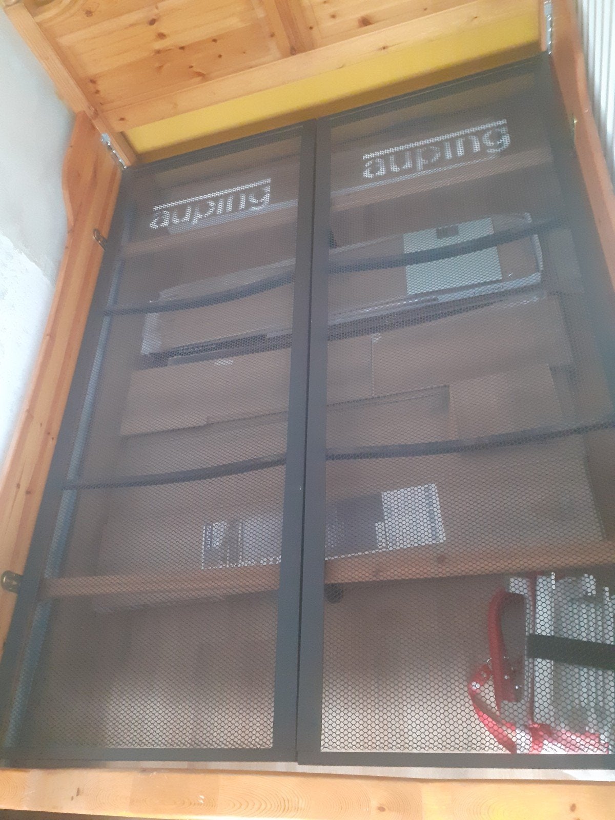 2x Alpine metalen bodem zwart 80x210 cm, Ophalen, Gebruikt, Eenpersoons, 210 cm