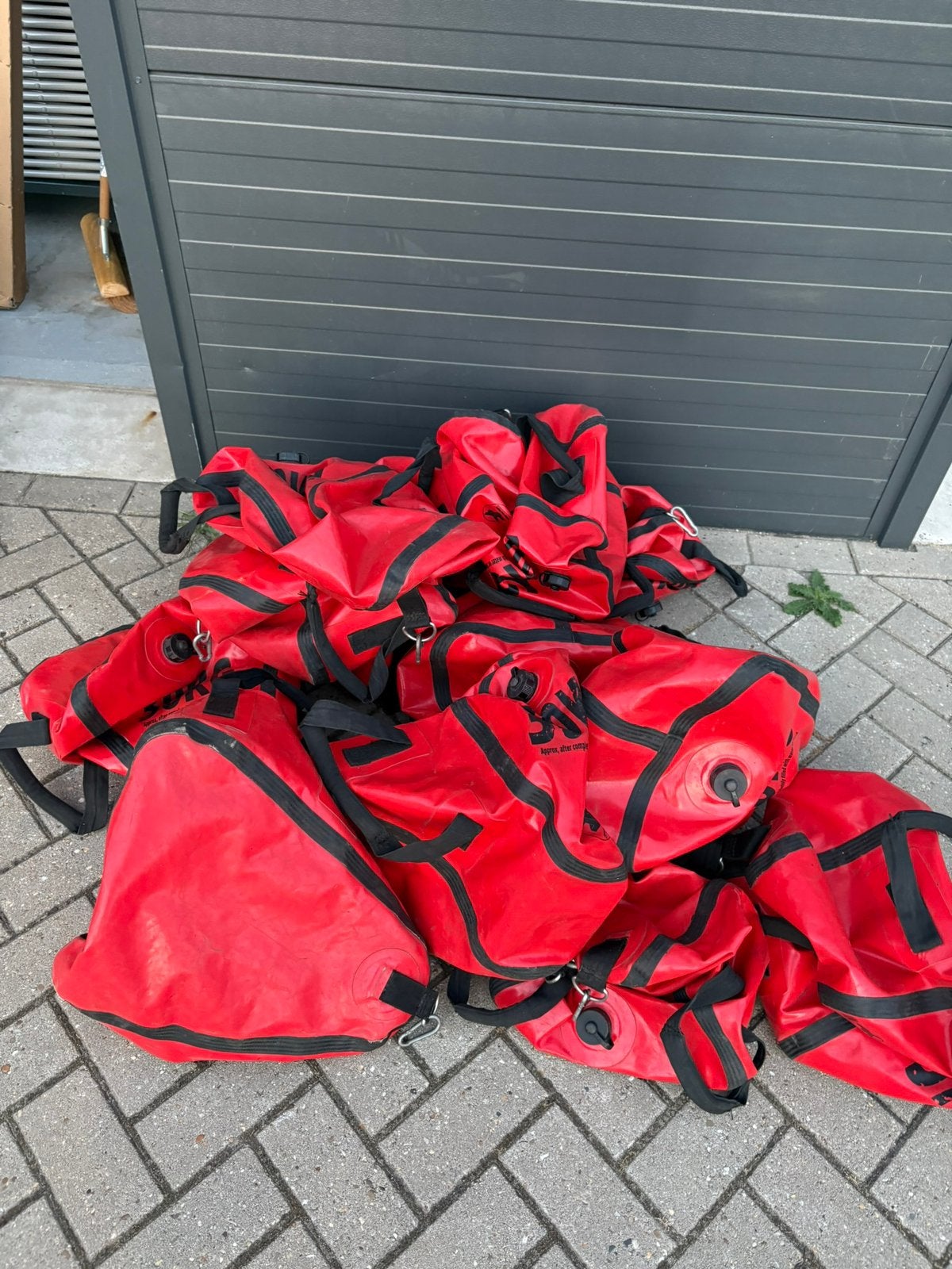 12 x Ballast Waterzak ( springkussen ), Ophalen, Zo goed als nieuw