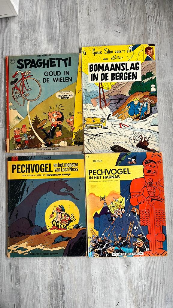 4 stripboeken jaren '60, Meerdere stripboeken, Ophalen of Verzenden, Gelezen