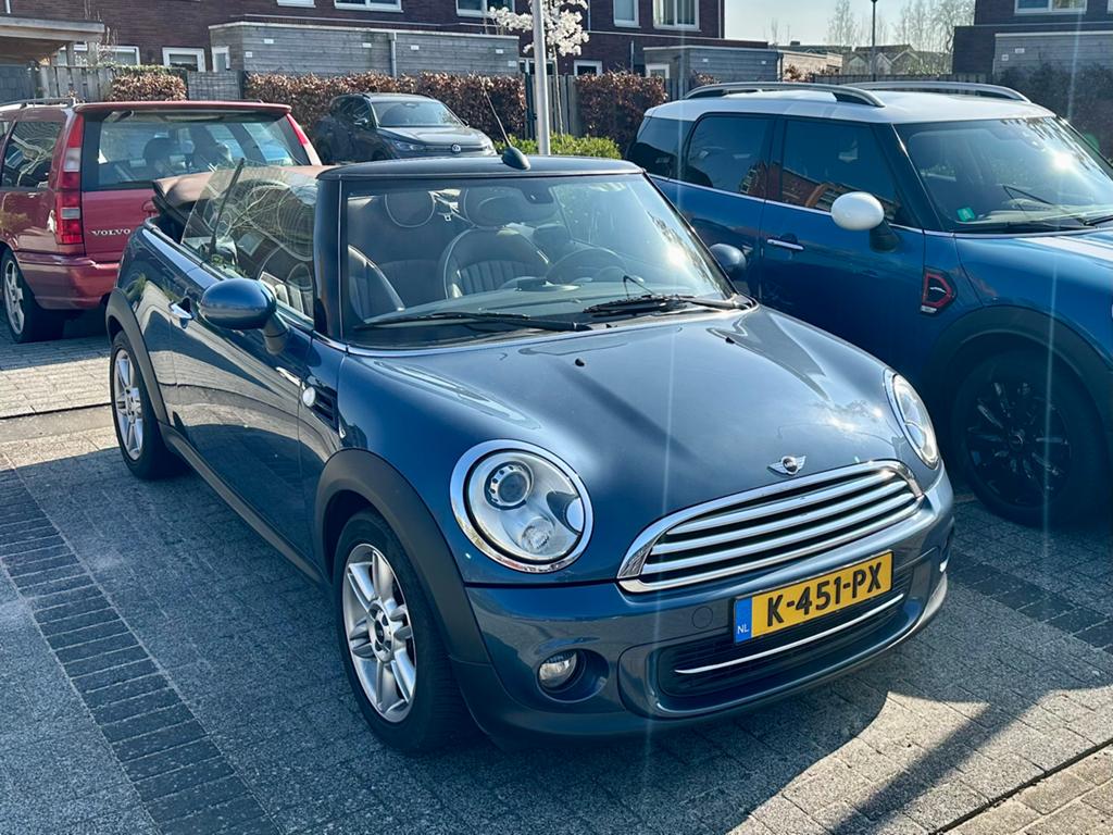 Mini 1.6 Cooper Cabrio 2011 Blauw - APK nieuw, Auto's, Mini, Euro 5, 4 cilinders, Cabriolet, Leder
