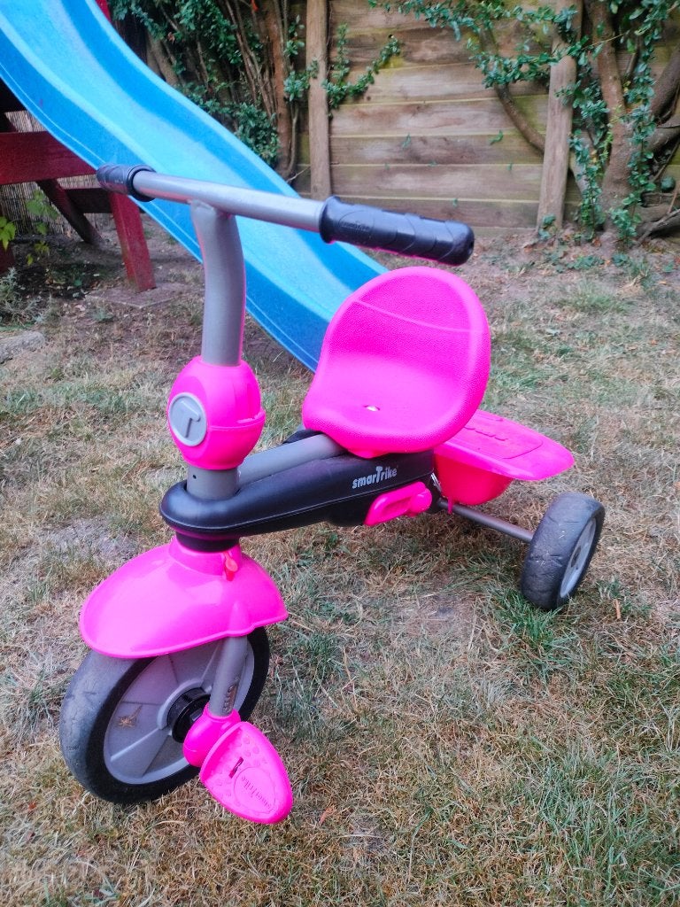 roze fietsje, Ophalen, Zo goed als nieuw, Loopfiets