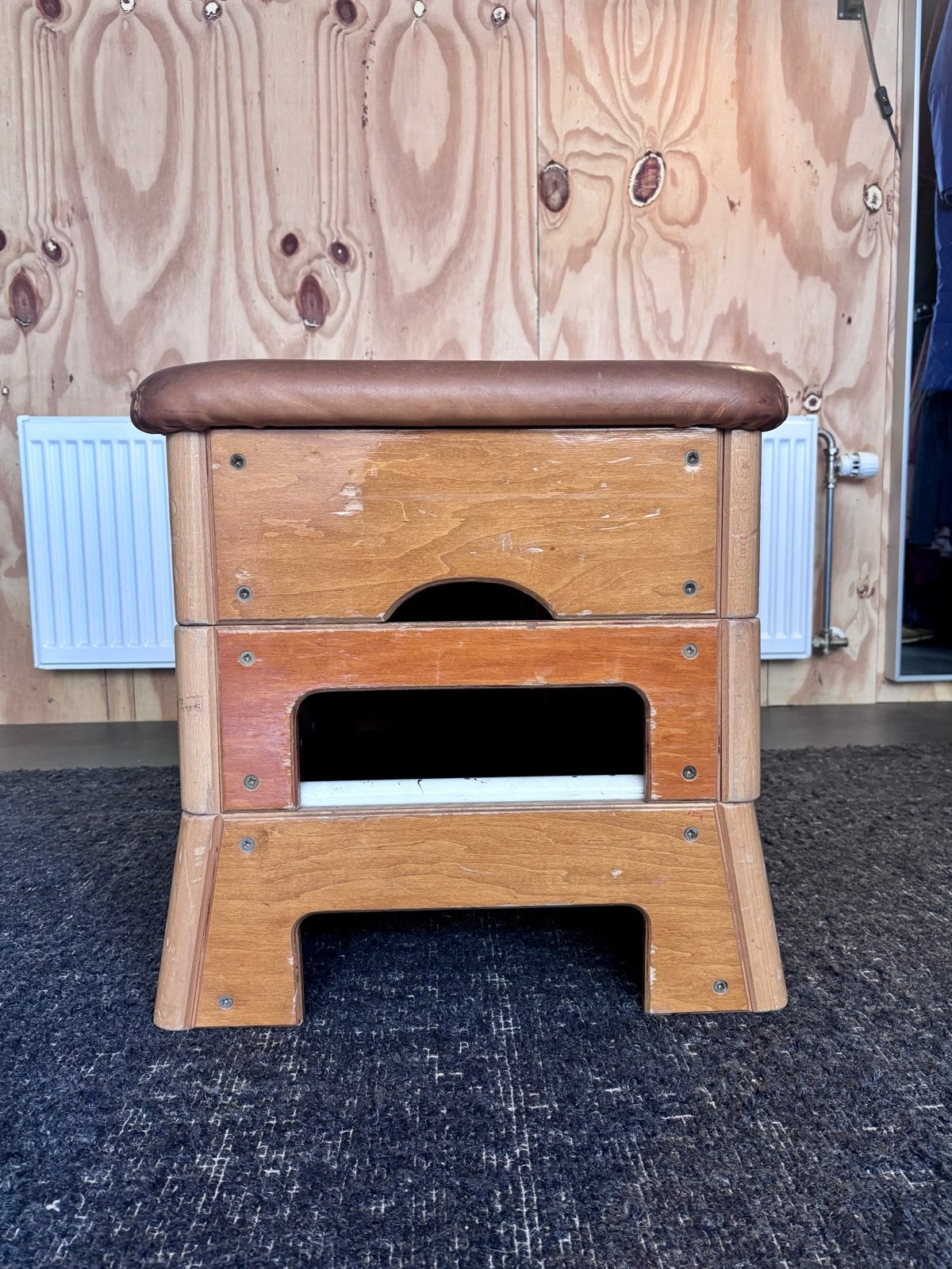 Schelde International Turnkast - Vintage Gymnastiekbank, Sport en Fitness, Ophalen, Gebruikt, Bruin, Materiaal