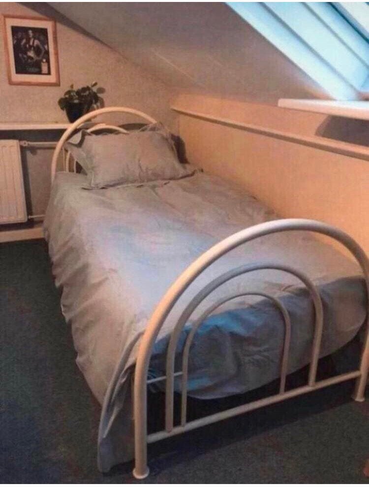 Eenpersoonsbed incl toebehoren, 85 tot 100 cm, Ophalen of Verzenden, Zo goed als nieuw, Matras
