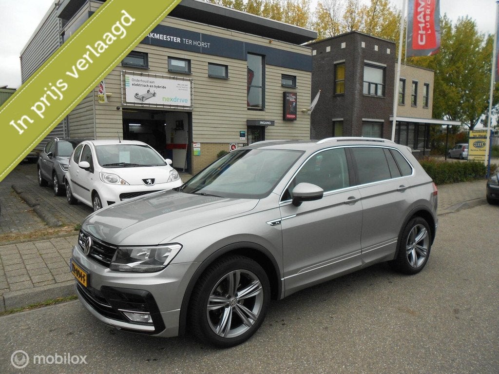 Volkswagen Tiguan 1.4 TSI Connected Series, R-Line, Apple Ca, Voorwielaandrijving, Gebruikt, 4 cilinders, Met garantie (alle)