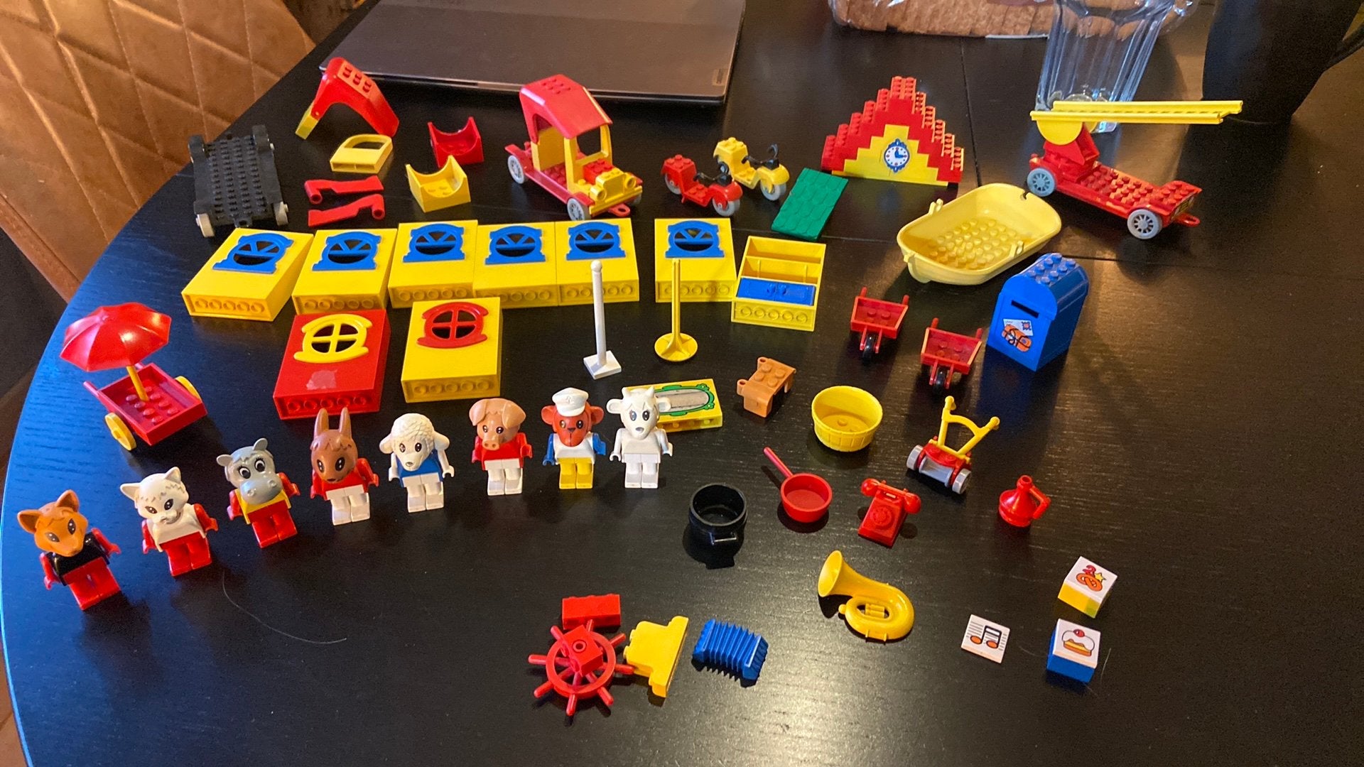 Lego Fabuland onderdelen en minifigs, Kinderen en Baby's, Speelgoed | Duplo en Lego, Ophalen of Verzenden, Zo goed als nieuw